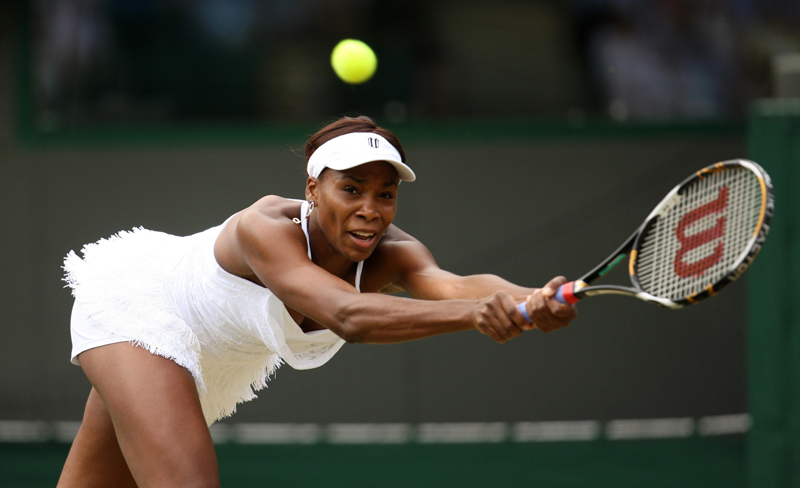 Venus-Williams-Wimbeldon-Lunge-Shot.png